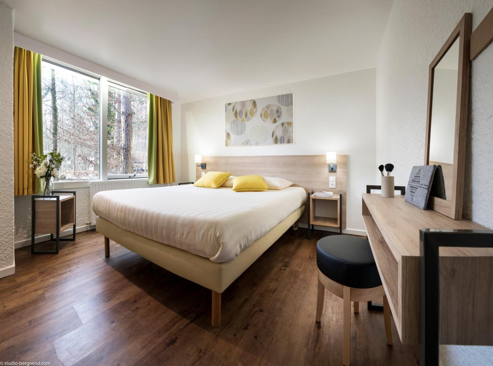 Center Parcs Les Bois Francs Hotel แวร์เนย ดาเฟรต์ ดีตง ภายนอก รูปภาพ