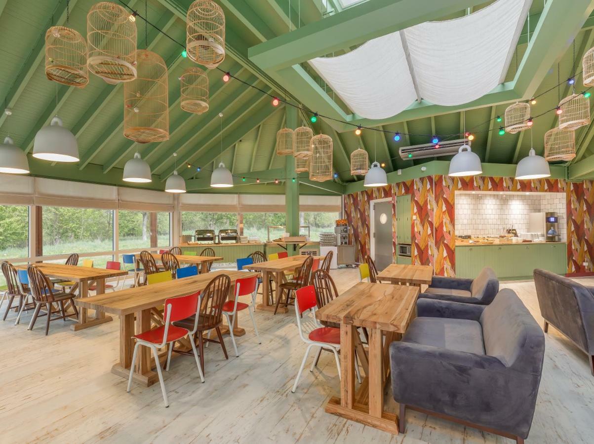 Center Parcs Les Bois Francs Hotel แวร์เนย ดาเฟรต์ ดีตง ภายนอก รูปภาพ